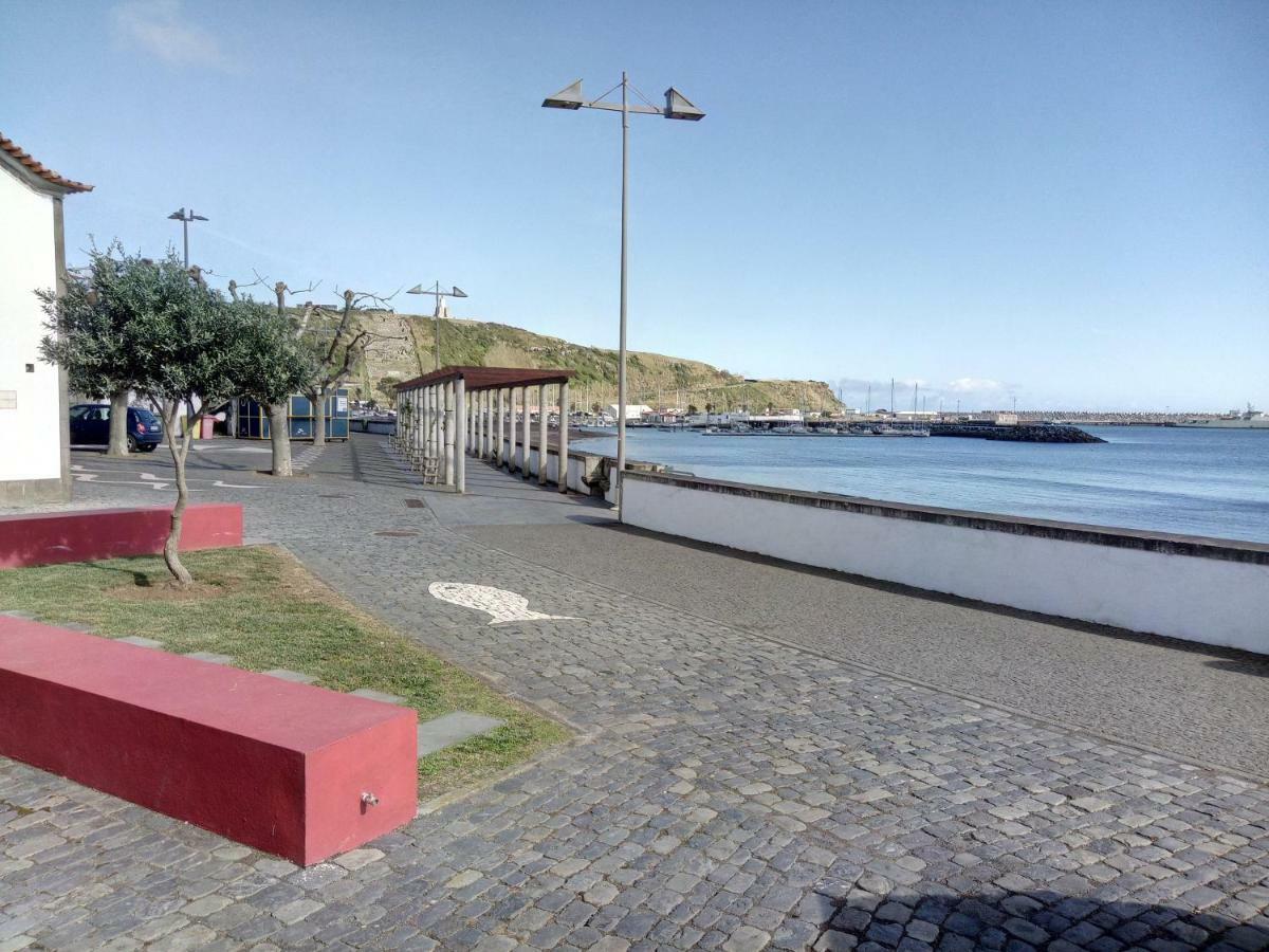 Janelas Da Praia Praia da Vitoria ภายนอก รูปภาพ