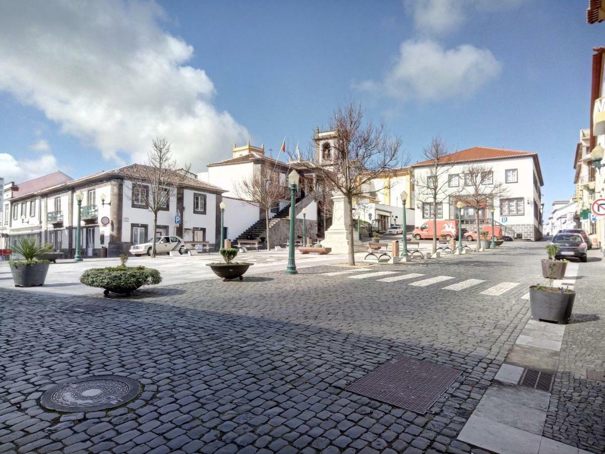 Janelas Da Praia Praia da Vitoria ภายนอก รูปภาพ